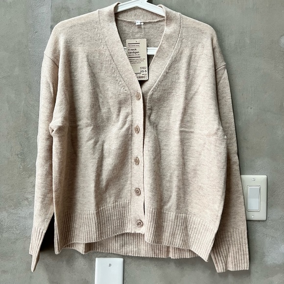 MUJI - Womens Yak Blend Wool V Neck Cardigan - OATMEAL - Picture 3 of 5